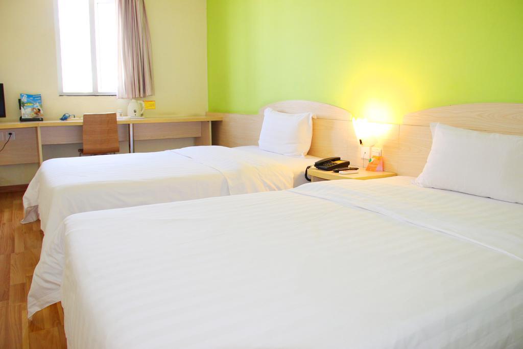 7Days Inn Foshan Coach Terminal Phật Sơn Ngoại thất bức ảnh